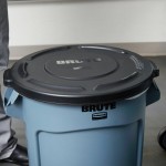 Rubbermaid® FG261960BLA BRUTE 20 Gallon Black Round Trash Can Lid