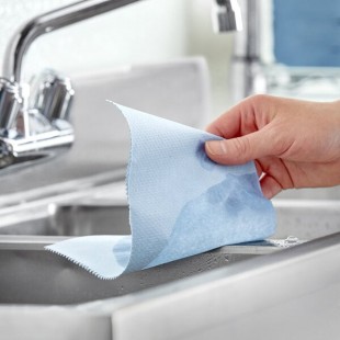 Tork 2-Ply Single Fold Blue Windshield Paper Towel H22 - 2,240/Case Tork 2-Ply Single Fold Blue Windshield Paper Towel H22 - 2,240/Case