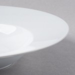 Schonwald 9130120 Fine Dining 5.5 oz. Round Continental White Rim Deep Porcelain Bowl - 12/Case Schonwald 9130120 Fine Dining 5.5 oz. Round Continental White Rim Deep Porcelain Bowl - 12/Case