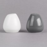 American Metalcraft PSP2 2 oz. Porcelain Salt and Pepper Shaker Set American Metalcraft PSP2 2 oz. Porcelain Salt and Pepper Shaker Set