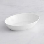 TableCraft 1025002 Sierra 3 Qt. White Oval Melamine Serving Bowl
