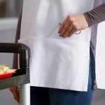 Choice White Poly-Cotton Cobbler Apron with 2 Pockets - 29 Choice White Poly-Cotton Cobbler Apron with 2 Pockets - 29