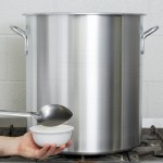 Vollrath 4315 Wear-Ever 60 Qt. Classic Aluminum Rolled Edge Stock Pot Vollrath 4315 Wear-Ever 60 Qt. Classic Aluminum Rolled Edge Stock Pot