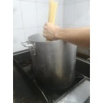 Choice 16 Qt. Standard Weight Aluminum Stock Pot with Cover Choice 16 Qt. Standard Weight Aluminum Stock Pot with Cover