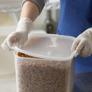 Carlisle 6 and 8 Qt. Translucent Square Polyethylene Food Storage Container Lid