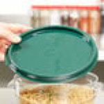 Carlisle 2 and 4 Qt. Green Round Polypropylene Food Storage Container Lid