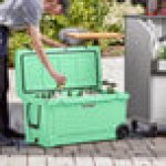 CaterGator CG100SFW Seafoam 110 Qt. Mobile Rotomolded Outdoor Cooler / Ice Chest