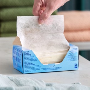 Snuggle Blue Sparkle Cuddle-Up Fresh 120-Count Dryer Sheets - 6/Case
