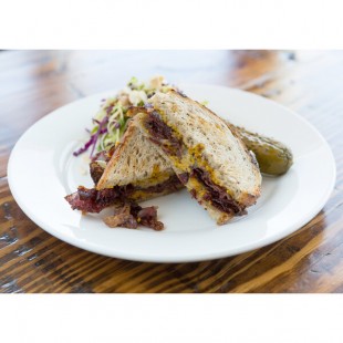 10 Strawberry Street BISTRO-40 Bistro 11