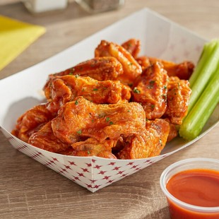 Frank's RedHot Garlic Buffalo Wing Sauce 0.5 Gallon - 4/Case Frank's RedHot Garlic Buffalo Wing Sauce 0.5 Gallon - 4/Case
