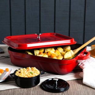 GET Heiss 5 Qt. Red Enamel Coated Cast Aluminum Roasting Pan with Lid - 12 7/8
