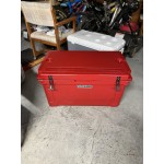 CaterGator CG170PG Gray 170 Qt. Rotomolded Outdoor Cooler / Ice Chest CaterGator CG170PG Gray 170 Qt. Rotomolded Outdoor Cooler / Ice Chest
