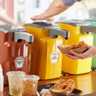 Heinz Keystone 1.5 Gallon Gold Plastic Countertop Honey Mustard Pump Dispenser with Touchless Automatic Dispensing Lid