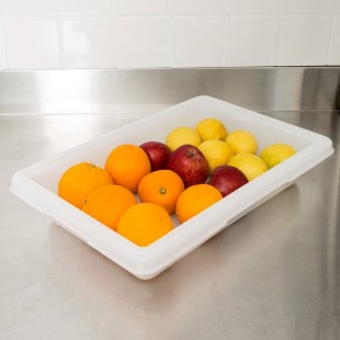 Rubbermaid® FG350700WHT White Polyethylene Food Storage Box - 18 Rubbermaid® FG350700WHT White Polyethylene Food Storage Box - 18