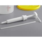 Choice Condiment Pump Kit with 1 oz. Pump and 4 Qt. Round Translucent Container with Yellow Lid