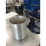 Choice 10 Qt. Standard Weight Aluminum Stock Pot with Cover Choice 10 Qt. Standard Weight Aluminum Stock Pot with Cover