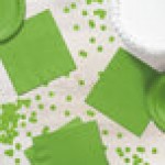 Creative Converting 663123B Fresh Lime Green 2-Ply 1/4 Fold Luncheon Napkin - 600/Case