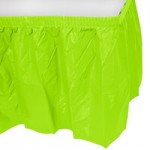 Creative Converting 663123B Fresh Lime Green 2-Ply 1/4 Fold Luncheon Napkin - 600/Case