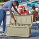 CaterGator CG100TAN Tan 110 Qt. Rotomolded Outdoor Cooler / Ice Chest