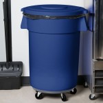 Carlisle 84104514 Bronco 44 Gallon Blue Flat Round Trash Can Lid Carlisle 84104514 Bronco 44 Gallon Blue Flat Round Trash Can Lid