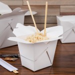 Fold-Pak 32WHWHITEM 32 oz. White Chinese / Asian Paper Take-Out Container with Wire Handle - 500/Case