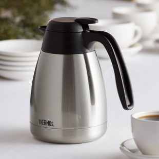 Thermos FN357 1 Liter Stainless Steel Vacuum Insulated Carafe with Push Button by Arc Cardinal Thermos FN357 1 Liter Stainless Steel Vacuum Insulated Carafe with Push Button by Arc Cardinal
