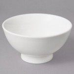 10 Strawberry Street WTR-10FBWL Whittier 34 oz. White Porcelain Serving Bowl with Cut Outs - 12/Case