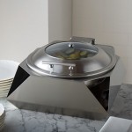 Rosseto SM289 Multi-Chef Diamond 6.3 Qt. Brushed Stainless Steel Round Chafer with Lid Rosseto SM289 Multi-Chef Diamond 6.3 Qt. Brushed Stainless Steel Round Chafer with Lid