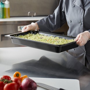Vigor Full Size Black Polycarbonate Food Pan - 2 1/2 Vigor Full Size Black Polycarbonate Food Pan - 2 1/2