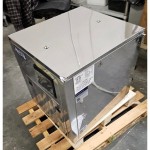Scratch and Dent Avantco Ice MN-522-A 22