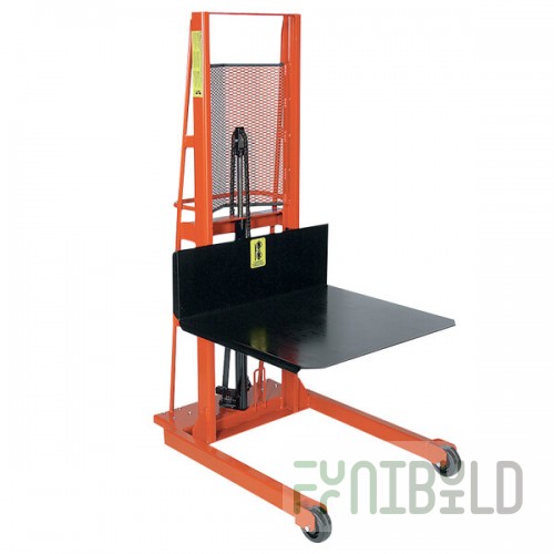 Wesco Industrial Products 1,000 lb. Economy Series Hydraulic Large Platform Stacker with 32