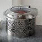 Rosseto SM288 Iris 6.3 Qt. Round Brushed Stainless Steel Chafer Warmer with Lid Rosseto SM288 Iris 6.3 Qt. Round Brushed Stainless Steel Chafer Warmer with Lid
