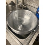 Choice 12 Qt. Aluminum Colander with Base and Handles