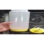 Vollrath Traex® 24 oz. Clear FIFO Squeeze Dispenser with Yellow Single Tip Cap and Base Cap Vollrath Traex® 24 oz. Clear FIFO Squeeze Dispenser with Yellow Single Tip Cap and Base Cap