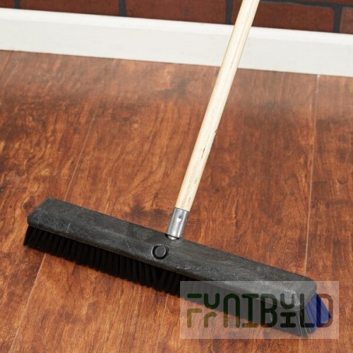 Carlisle 4188000 Sparta Spectrum Omni Sweep 18