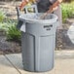 Rubbermaid® BRUTE 2179403 32 Gallon Wheeled Round Gray Trash Can