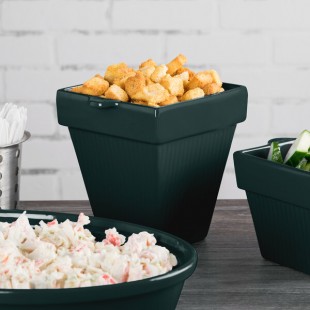 TableCraft CW1470HGN 2 Qt. Hunter Green Cast Aluminum Square Condiment Bowl TableCraft CW1470HGN 2 Qt. Hunter Green Cast Aluminum Square Condiment Bowl