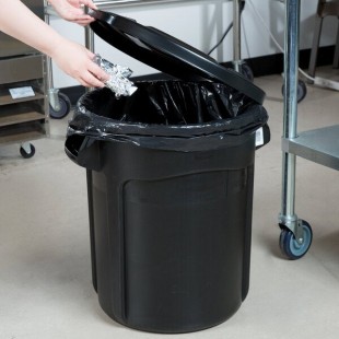 Rubbermaid® BRUTE 20 Gallon Black Executive Round Trash Can and Lid Rubbermaid® BRUTE 20 Gallon Black Executive Round Trash Can and Lid
