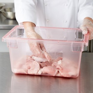 Carlisle 10612C05 StorPlus Red Food Storage Box - 18 Carlisle 10612C05 StorPlus Red Food Storage Box - 18