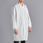 Choice White Polypropylene Shoe Cover with Anti-Skid Bottom - Large - 1,000/Case Choice White Polypropylene Shoe Cover with Anti-Skid Bottom - Large - 1,000/Case