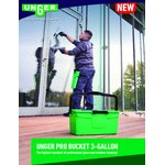 Unger Pro Bucket QB12B 3 Gallon Green Window Cleaning Bucket with Sieve and Squeegee Clip Unger Pro Bucket QB12B 3 Gallon Green Window Cleaning Bucket with Sieve and Squeegee Clip