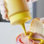 Vollrath 4932-08 Traex® 32 oz. Yellow Single Tip Wide Mouth Squeeze Bottle