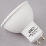 Satco S9383 6.5 Watt (50 Watt Equivalent) Warm White Narrow Flood LED Light Bulb - 120V (MR16)