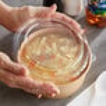 Choice 16-32 oz. Round PET Take-Out Lid - 50/Pack