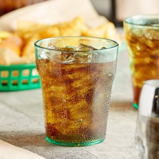 Choice 12 oz. Green Plastic Paneled Tumbler - 12/Pack Choice 12 oz. Green Plastic Paneled Tumbler - 12/Pack