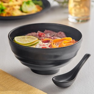Acopa Izumi 28 oz. Matte Black Melamine Bowl - 12/Pack