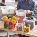 Vigor 22 Qt. Clear Round Polycarbonate Food Storage Container and Blue Lid