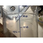 Vigor 22 Qt. Clear Round Polycarbonate Food Storage Container and Blue Lid