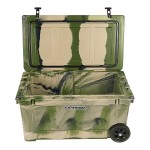 CaterGator CG65CAMOW Camouflage 65 Qt. Mobile Rotomolded Outdoor Cooler / Ice Chest