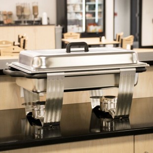 Vollrath 99860 9 Qt. Dakota Chafer Rectangular Full Size Complete Set Vollrath 99860 9 Qt. Dakota Chafer Rectangular Full Size Complete Set